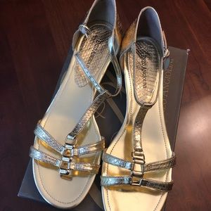 Enzo Angiolini Gold Eanine Strappy Sandal 10